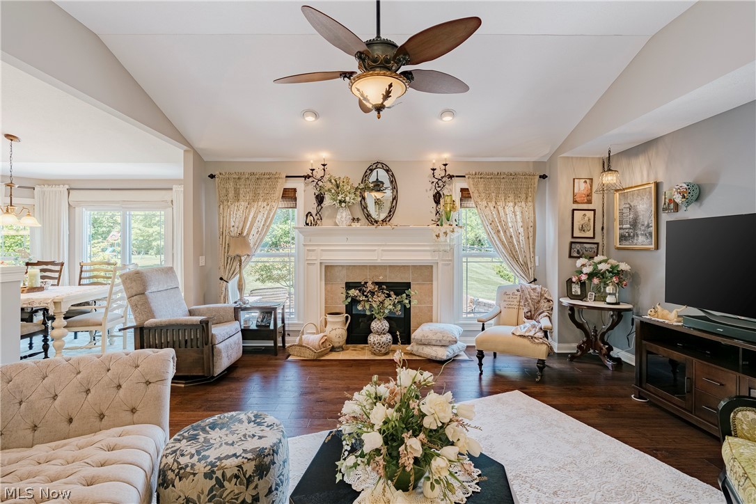 5423 Charleston Drive Valley City OH 44280