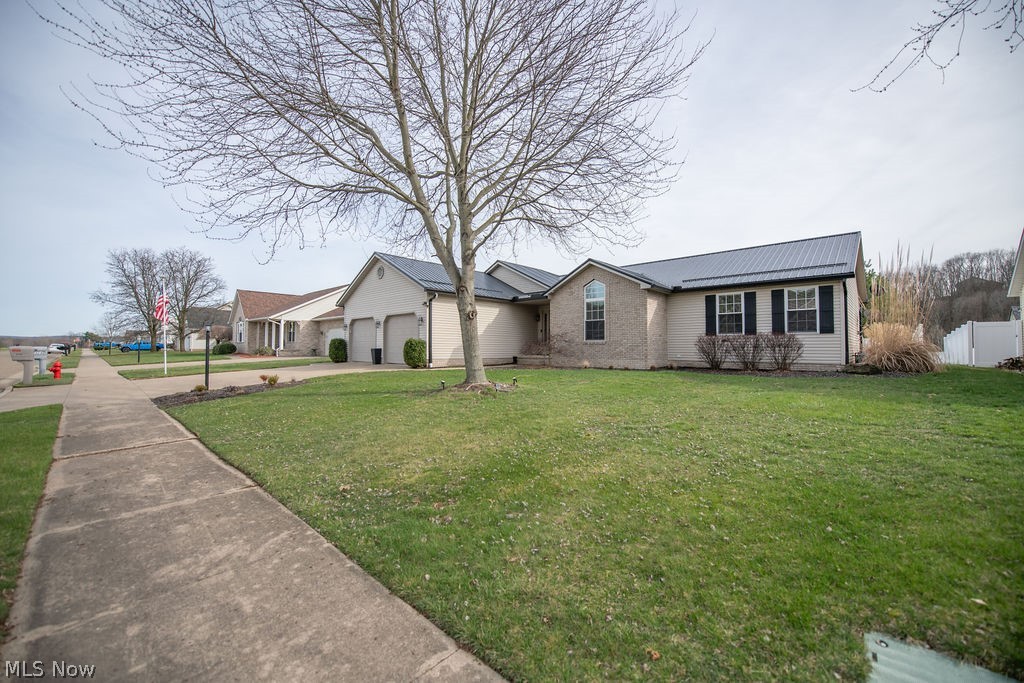 316 Creekside Road SE New Philadelphia OH 44663