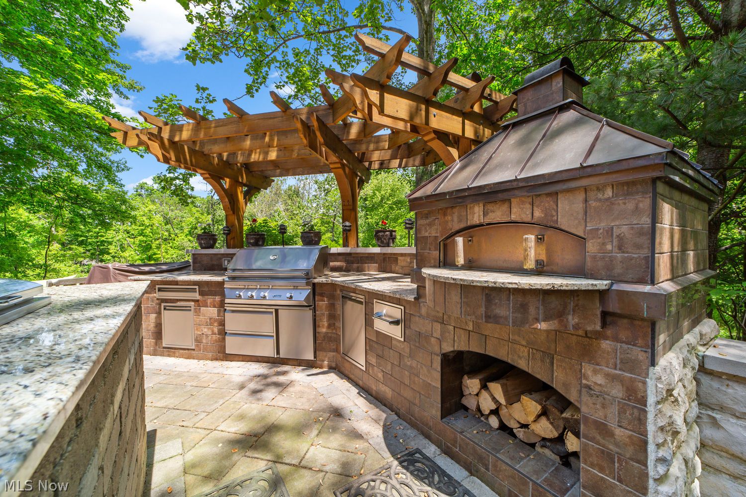 411 Stonebridge Drive Amherst OH 44001
