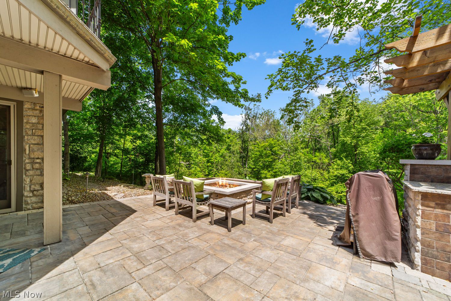 411 Stonebridge Drive Amherst OH 44001