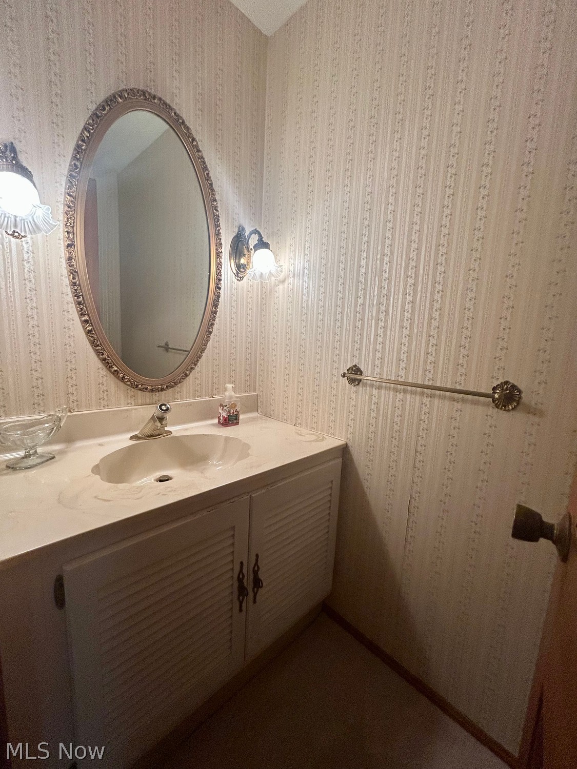 32696 Surrey Lane Avon Lake OH 44012