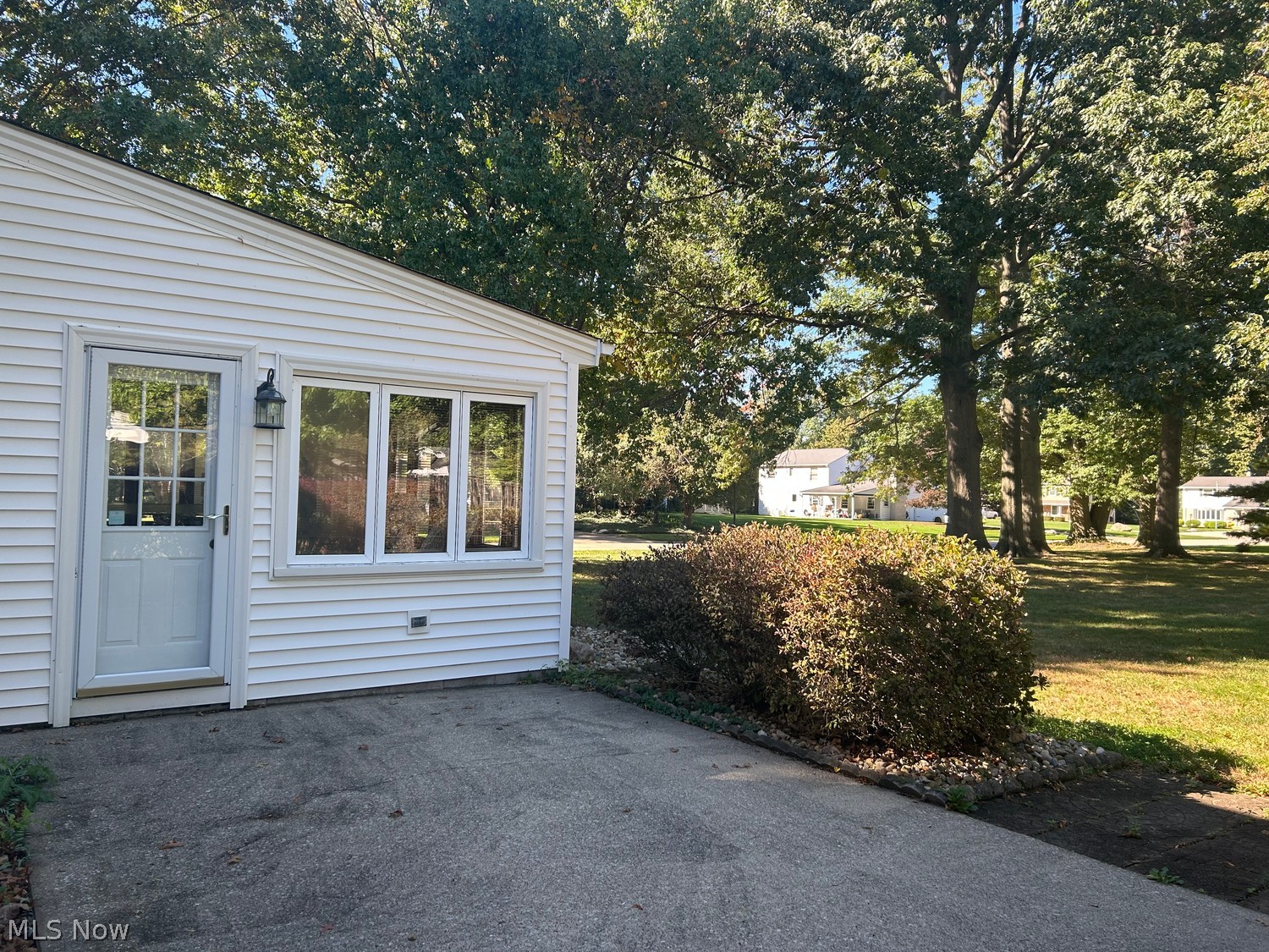 32696 Surrey Lane Avon Lake OH 44012