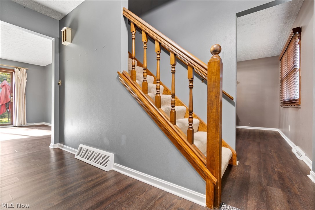 437 Farr Avenue Wadsworth OH 44281