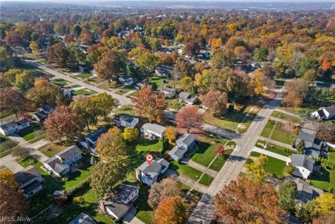 437 Farr Avenue Wadsworth OH 44281