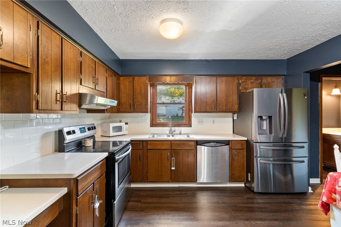 437 Farr Avenue Wadsworth OH 44281