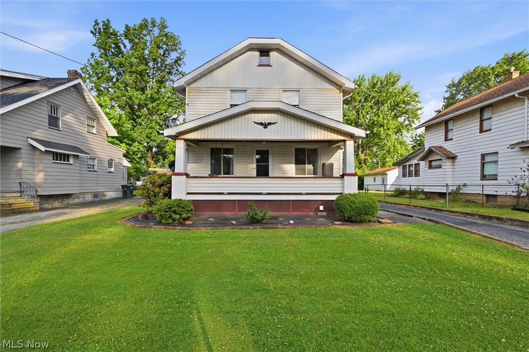 556 Belvedere Avenue SE Warren OH 44483