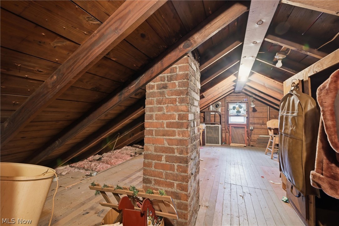 556 Belvedere Avenue SE Warren OH 44483