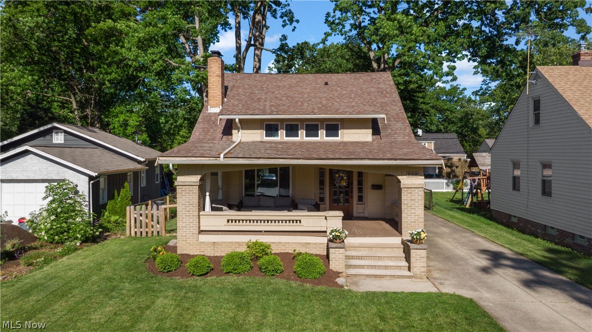560 Elmwood Road Bay Village OH 44140