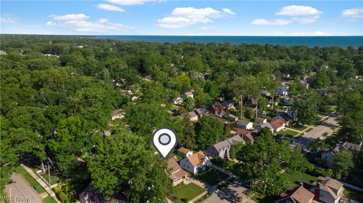 560 Elmwood Road Bay Village OH 44140