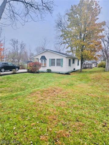 2644 Delaware Avenue SW Canton OH 44706