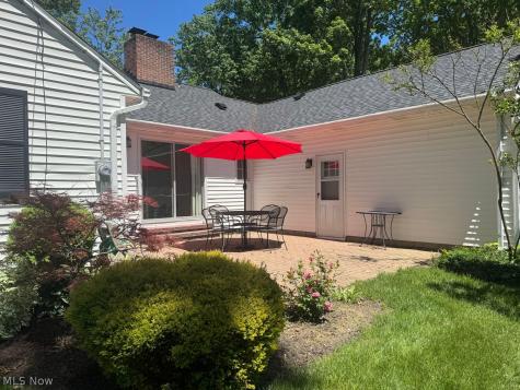 359 Yale Avenue Elyria OH 44035