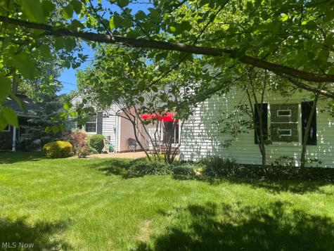 359 Yale Avenue Elyria OH 44035