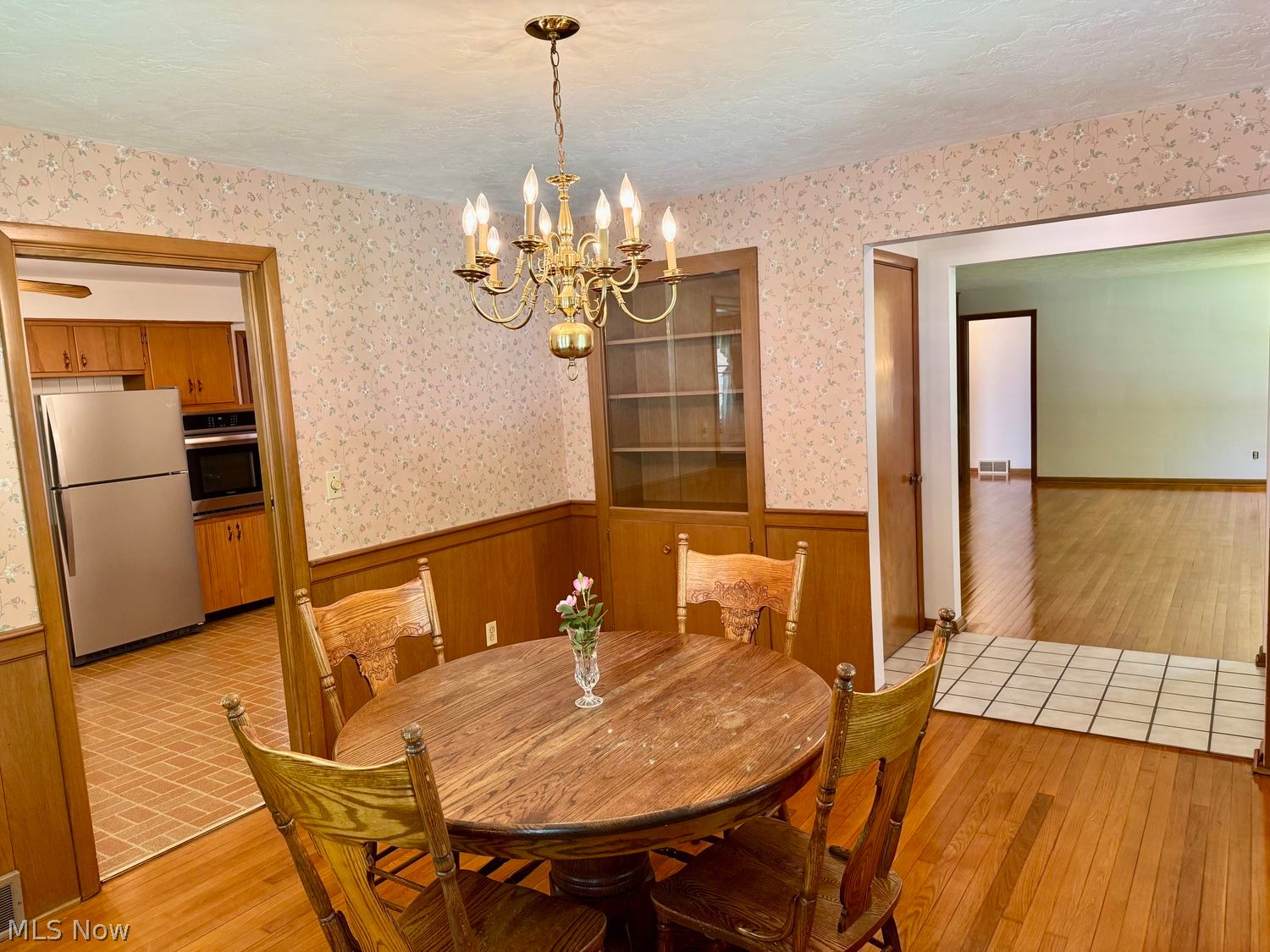 359 Yale Avenue Elyria OH 44035