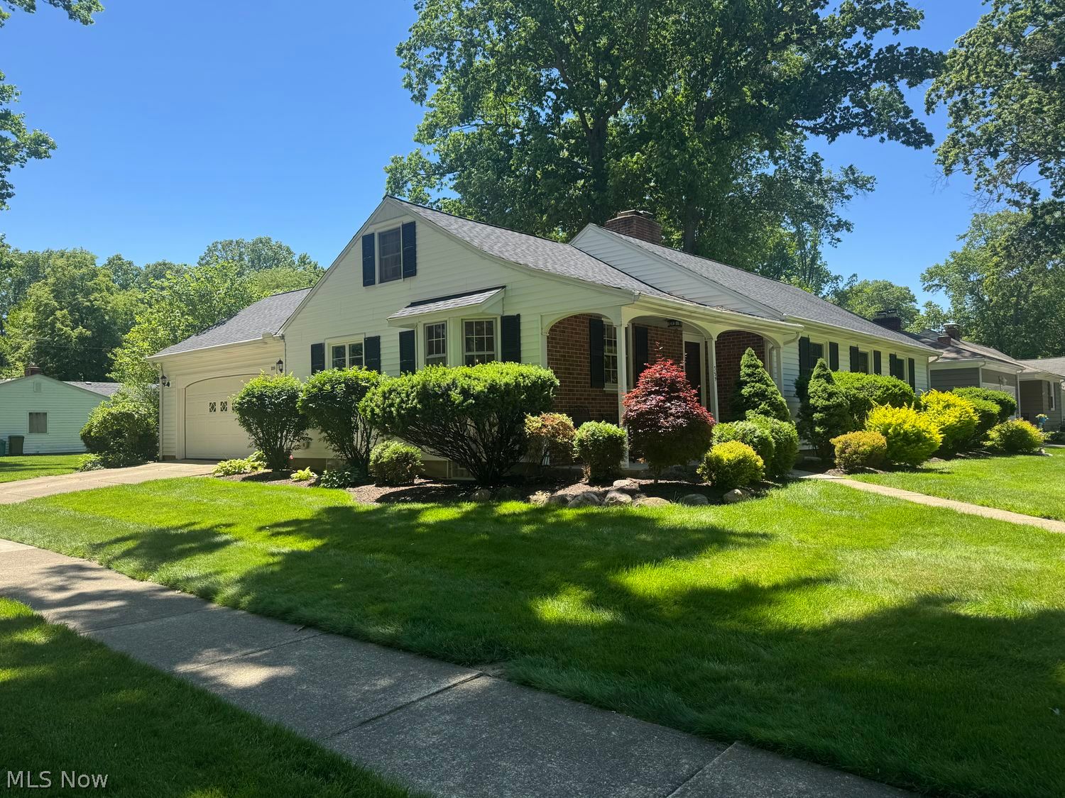 359 Yale Avenue Elyria OH 44035