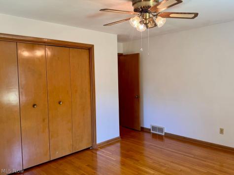 359 Yale Avenue Elyria OH 44035