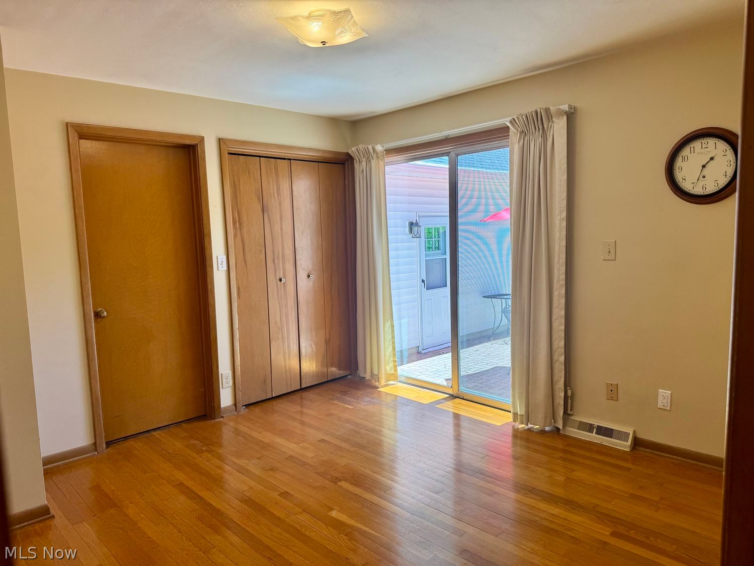359 Yale Avenue Elyria OH 44035