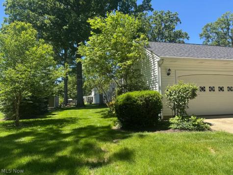 359 Yale Avenue Elyria OH 44035