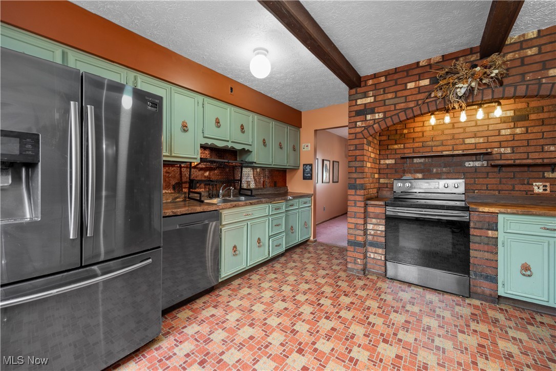 43995 Middle Ridge Road Lorain OH 44053