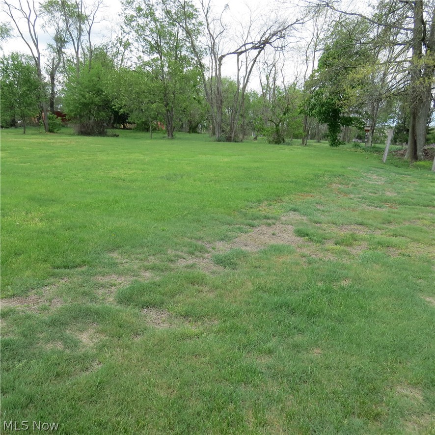 22 Maple Hill Road Salineville OH 43945