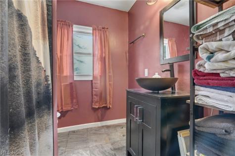 154 May Avenue Northfield OH 44067