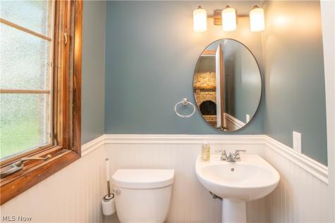 4029 Bel Air Avenue NW Canton OH 44718