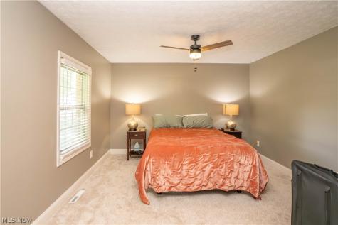 4029 Bel Air Avenue NW Canton OH 44718