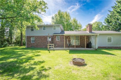 4029 Bel Air Avenue NW Canton OH 44718