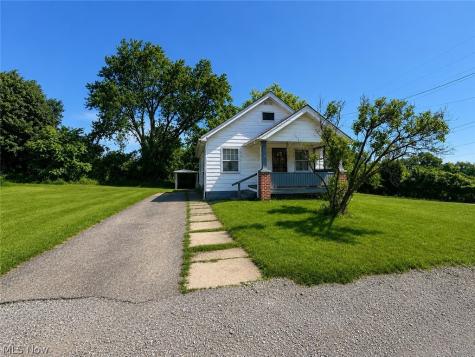 642 Lee Avenue Youngstown OH 44502