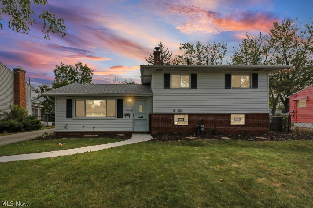 5713 Vickie Lane Bedford Heights OH 44146