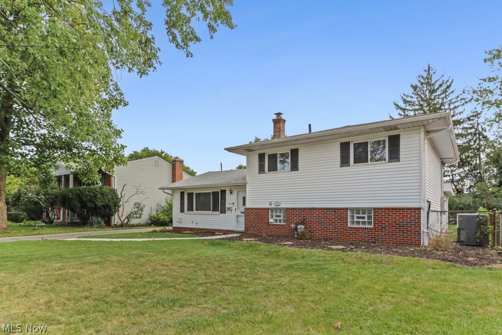 5713 Vickie Lane Bedford Heights OH 44146