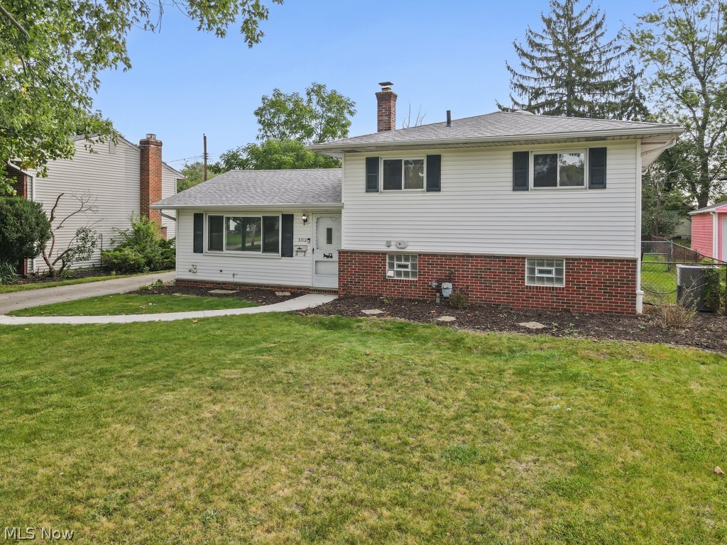 5713 Vickie Lane Bedford Heights OH 44146