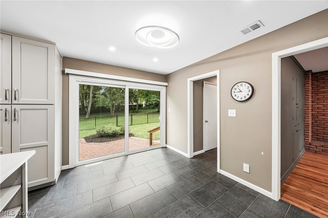 345 Sand Run Road Akron OH 44313
