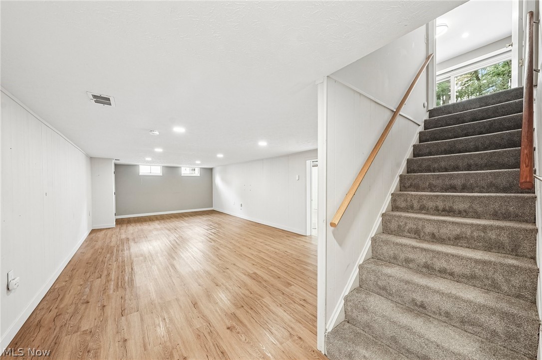 345 Sand Run Road Akron OH 44313