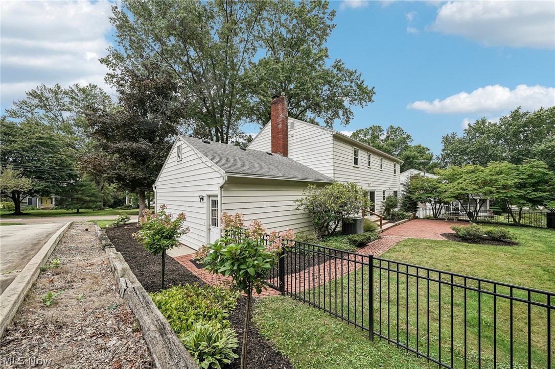 345 Sand Run Road Akron OH 44313