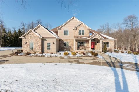 2502 Morning Star Drive Hinckley OH 44233