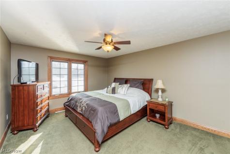 2502 Morning Star Drive Hinckley OH 44233