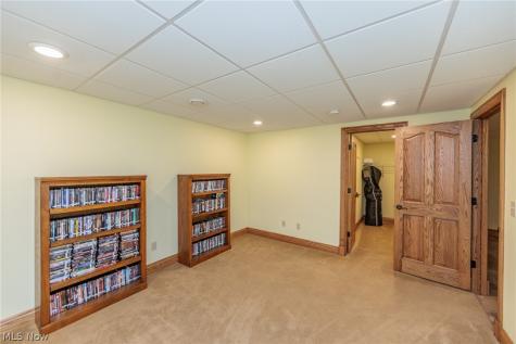 2502 Morning Star Drive Hinckley OH 44233