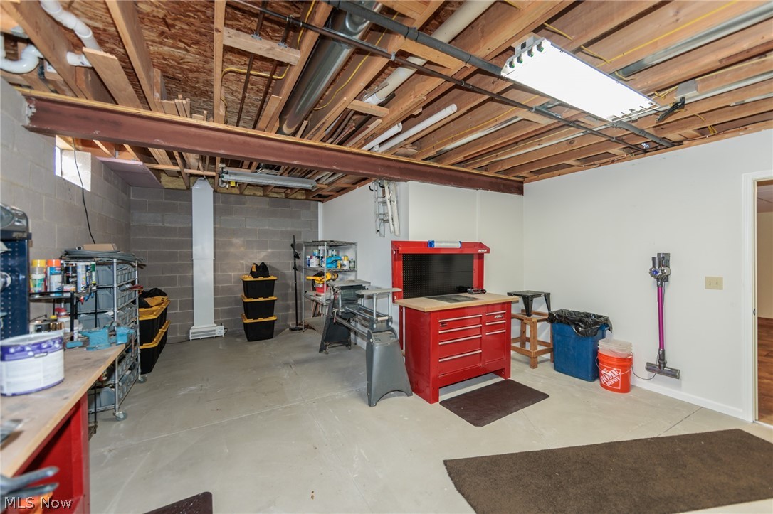 2502 Morning Star Drive Hinckley OH 44233