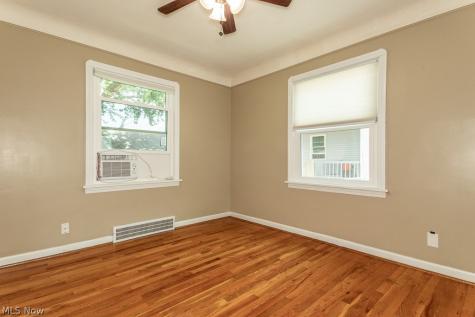 6106 Bradley Avenue Parma OH 44129