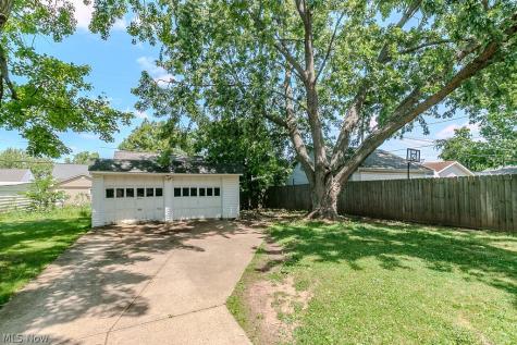 6106 Bradley Avenue Parma OH 44129