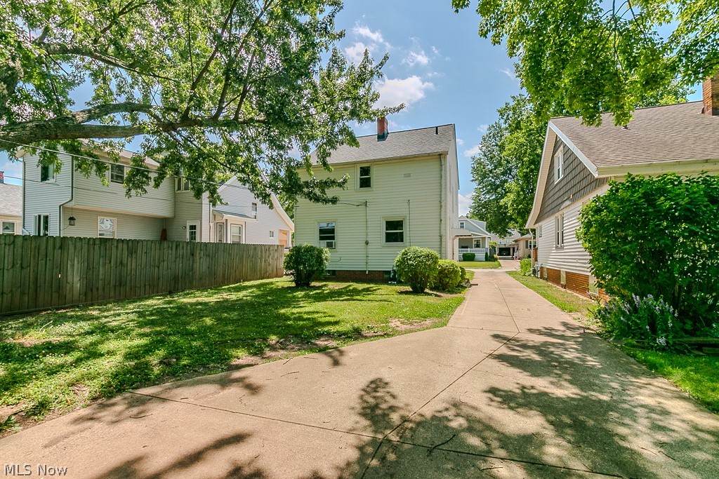 6106 Bradley Avenue Parma OH 44129