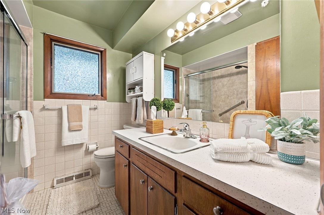 3397 Lotus Lane Seven Hills OH 44131