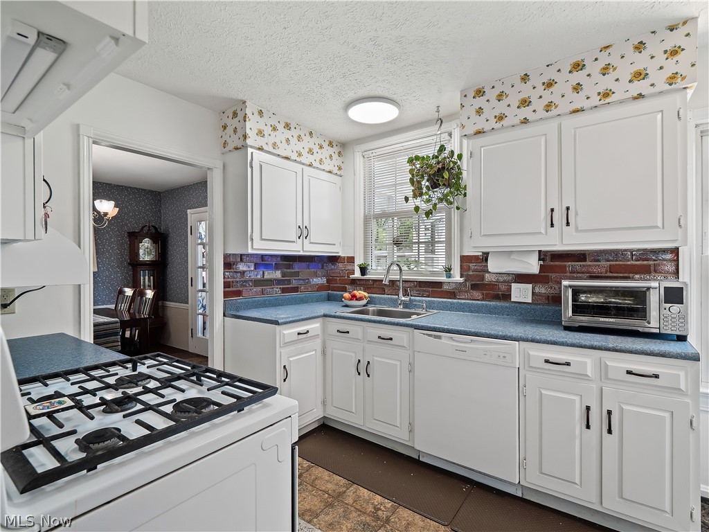4179 W 62nd Street Cleveland OH 44144