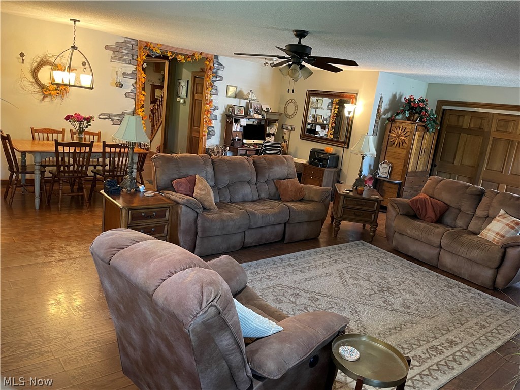 1040 Calla Road E Poland OH 44514