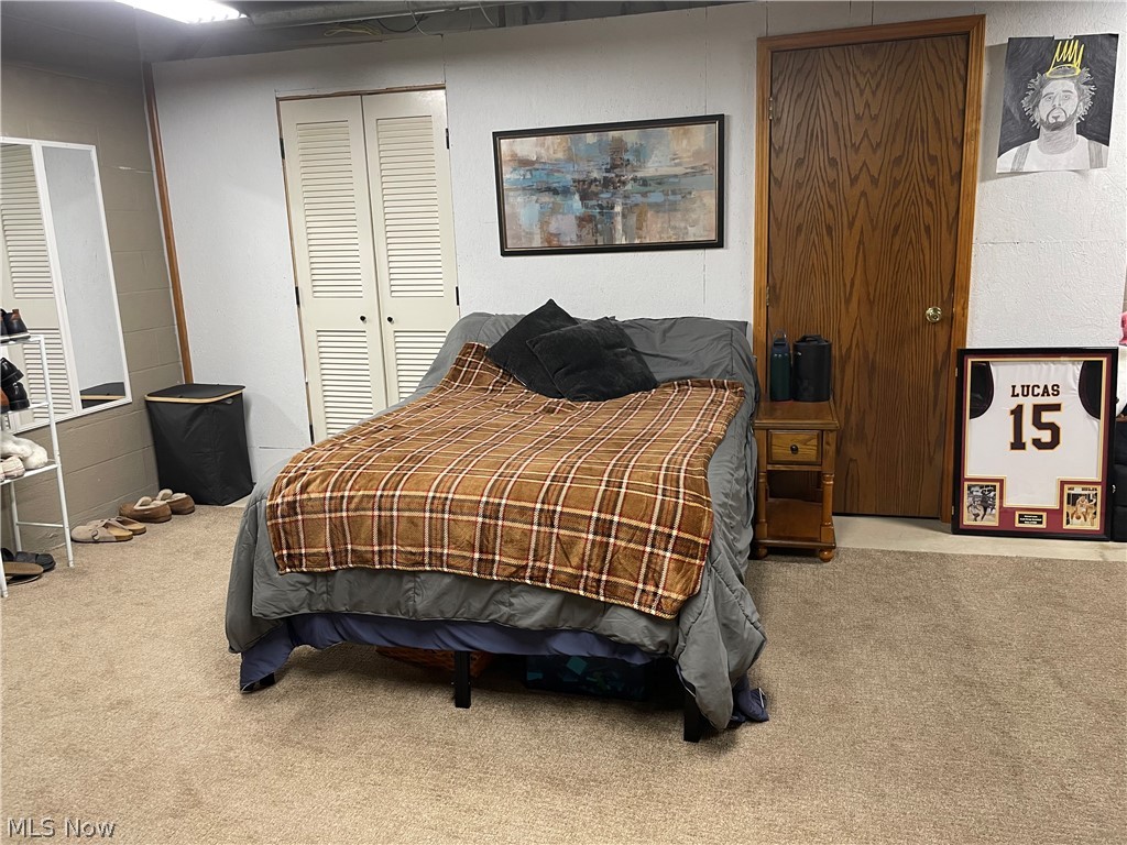 1040 Calla Road E Poland OH 44514