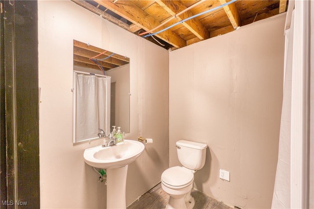 6160 Dresden Road Zanesville OH 43701