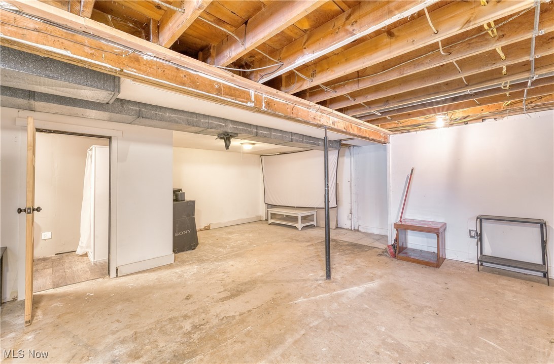 6160 Dresden Road Zanesville OH 43701