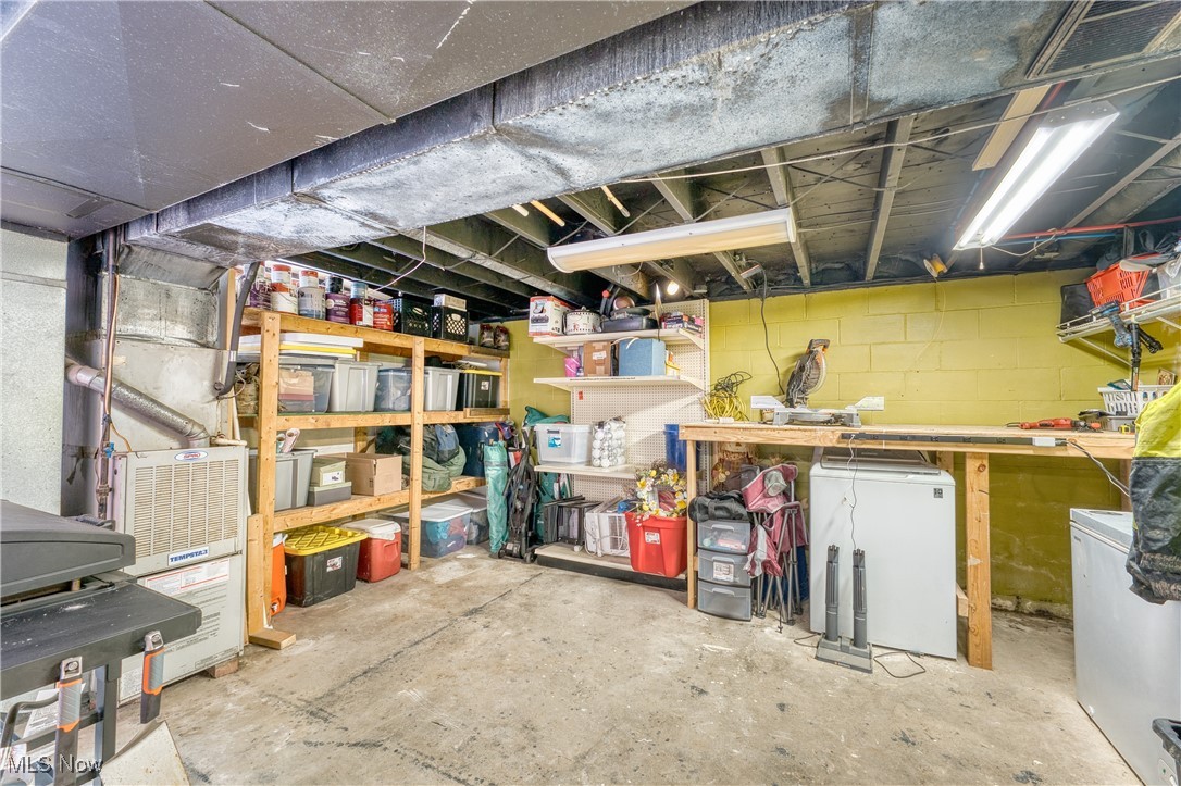 6160 Dresden Road Zanesville OH 43701