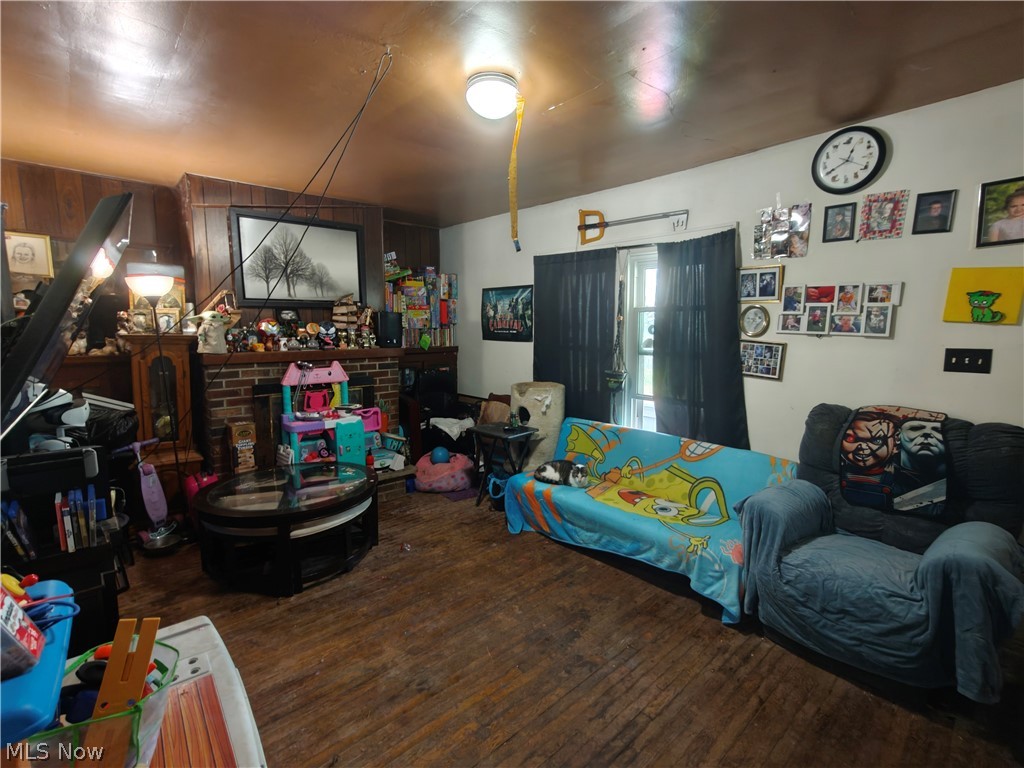 1135 Oak Avenue NW Canton OH 44708