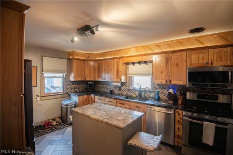 69 S Belle Vista Avenue Youngstown OH 44509
